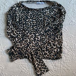 Zara leopard print long-sleeved crop top.